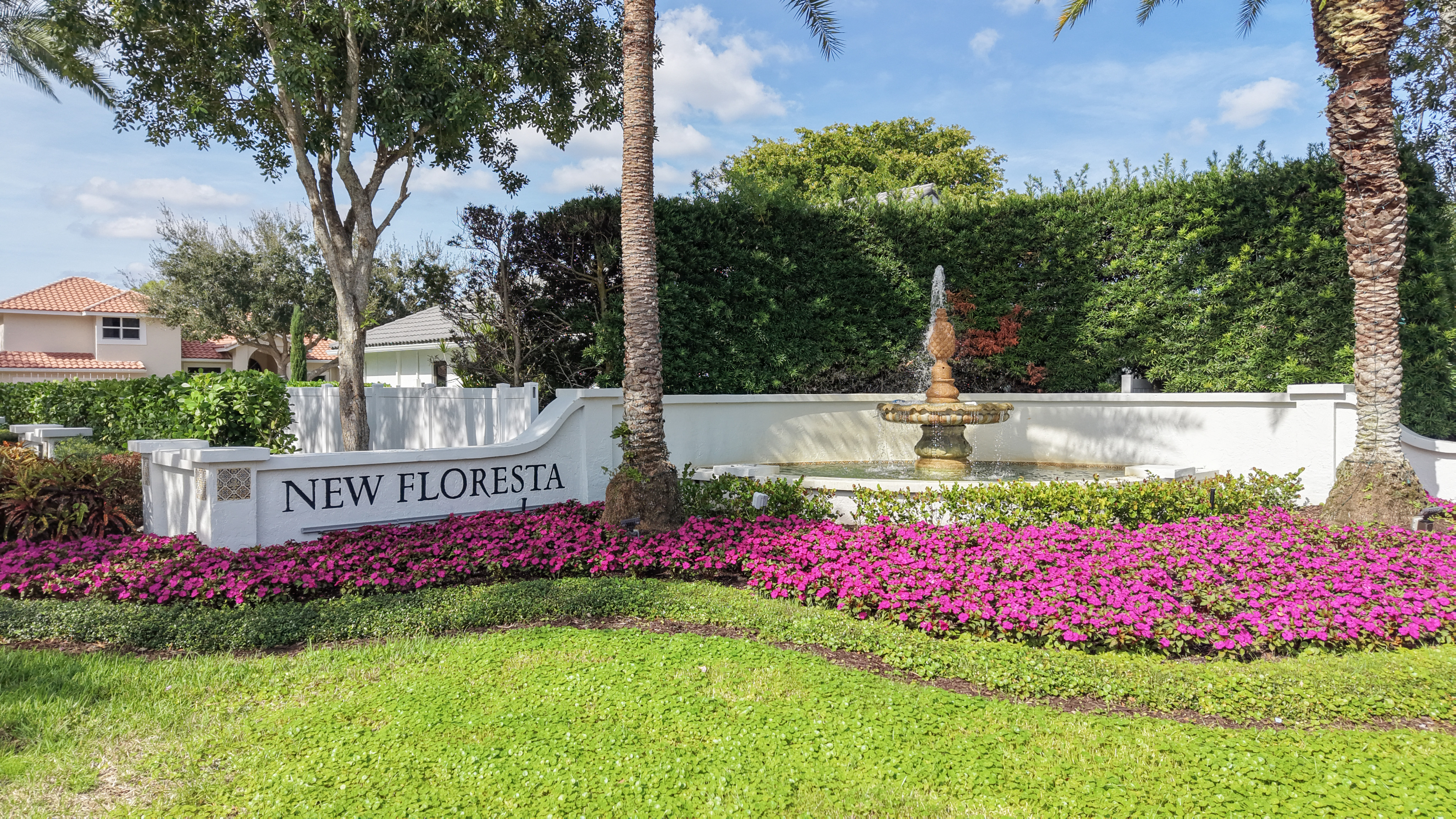 New Floresta neighborhood entrance sign and fountain in Boca Raton
