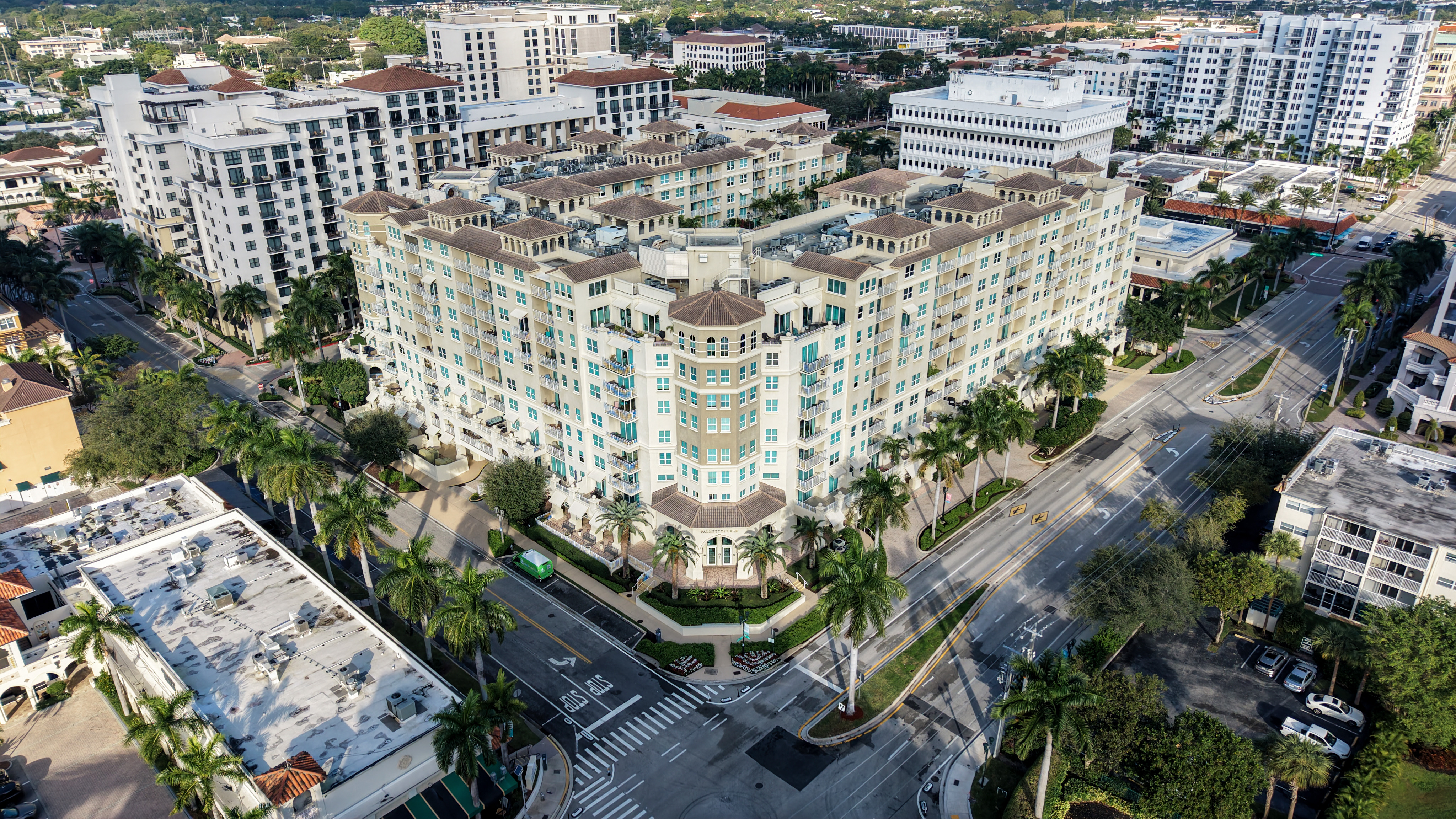 Aerial exterior view of Palmetto Place condominium in downtown Boca Raton