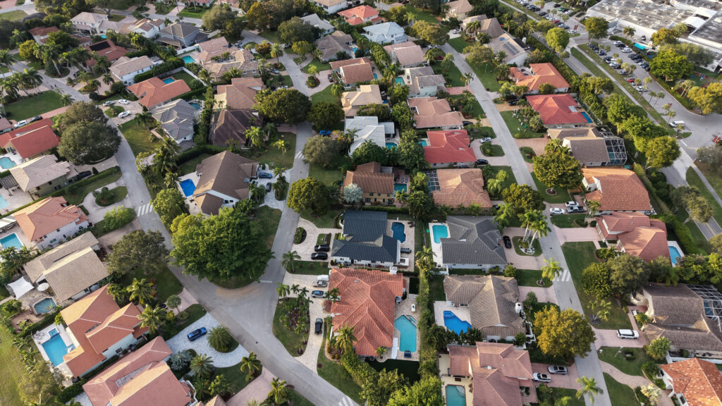 Cul-de-sac and single-family homes in the Cloisters neighborhood of Boca Raton